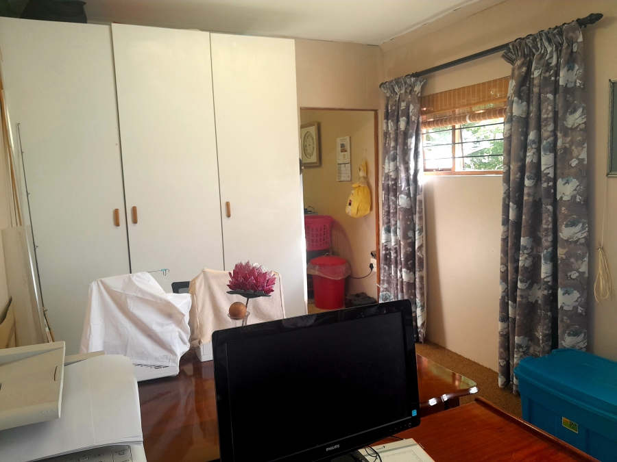 3 Bedroom Property for Sale in Albertinia Western Cape